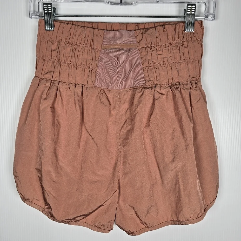 FREE PEOPLE MOVEMENT THE WAY HOME SHORT PERUVIAN WALNUT Size Medium - Picture 2 of 14